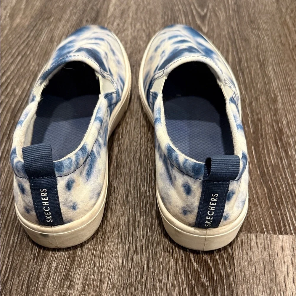 Skechers Kids Blue Tie-Dye Slip-On Sneakers. Size - 10